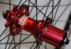 26 Zoll MTB Novatec Light Disc rot / DT Swiss XR 400 / D-Light 1525 g Laufradsatz